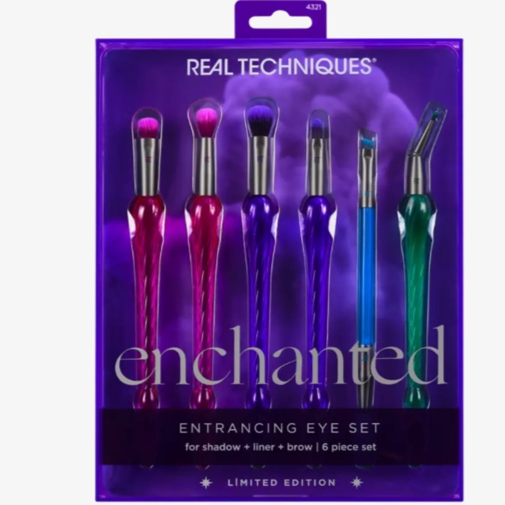 Real Techniques Enchanted Entrancing Eye Makeup Brush Kit